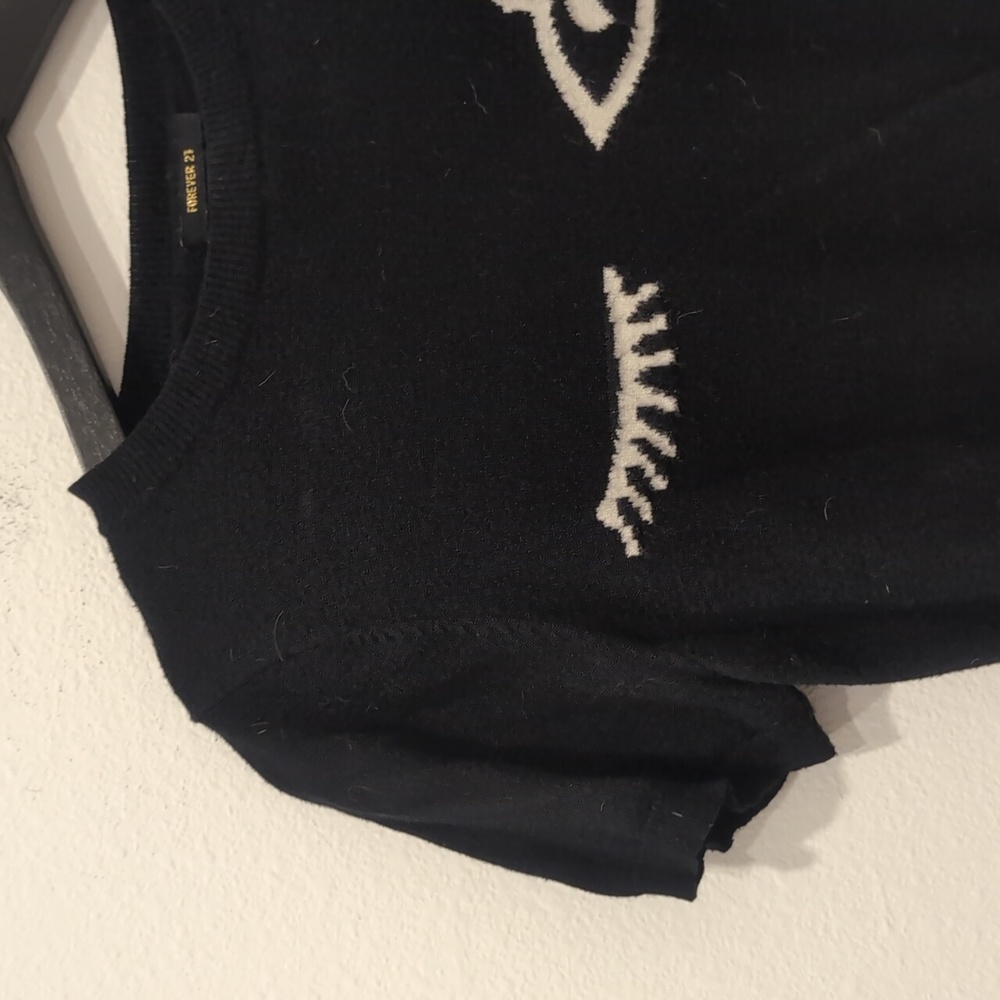 Lightweight knit top - Picture 4 of 7